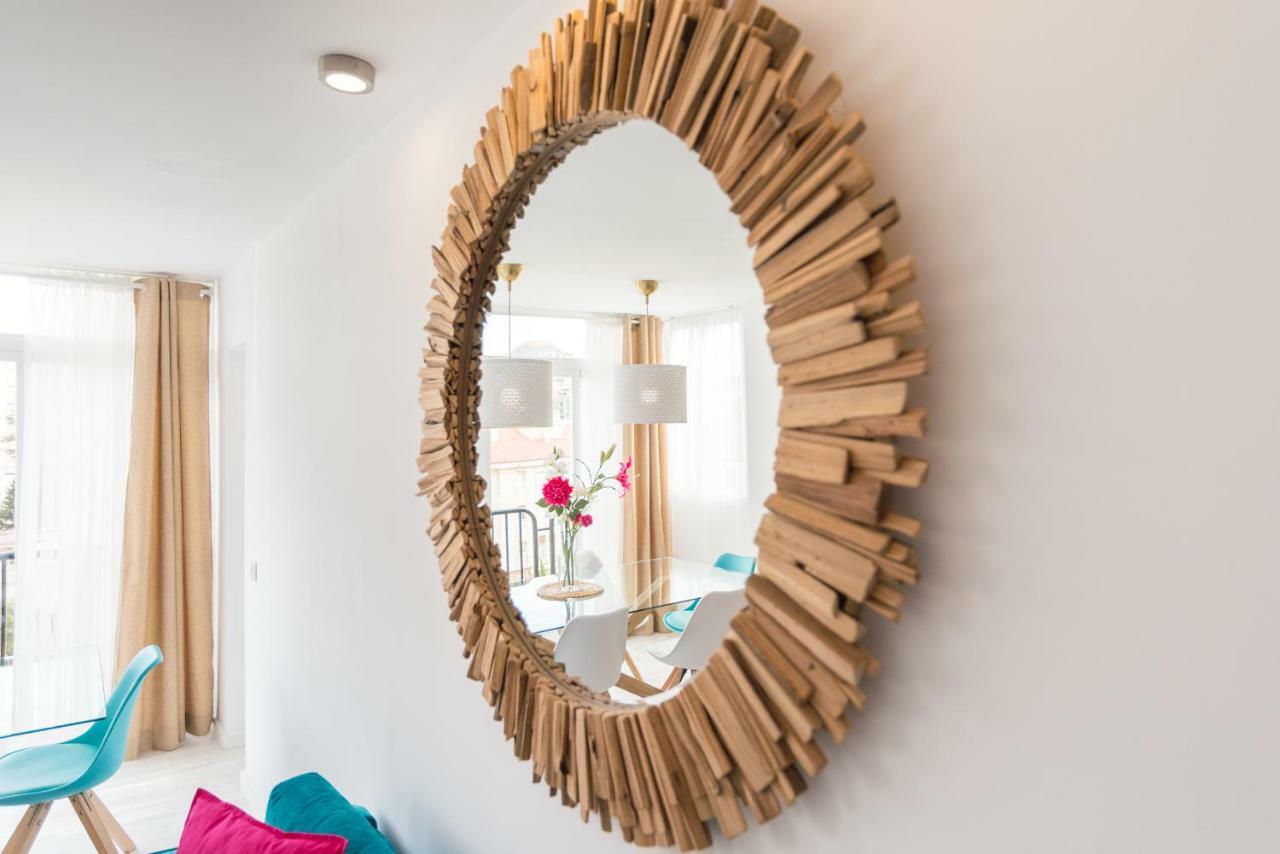 Stunning Spacious City Apartment With Free Parking マラガ エクステリア 写真